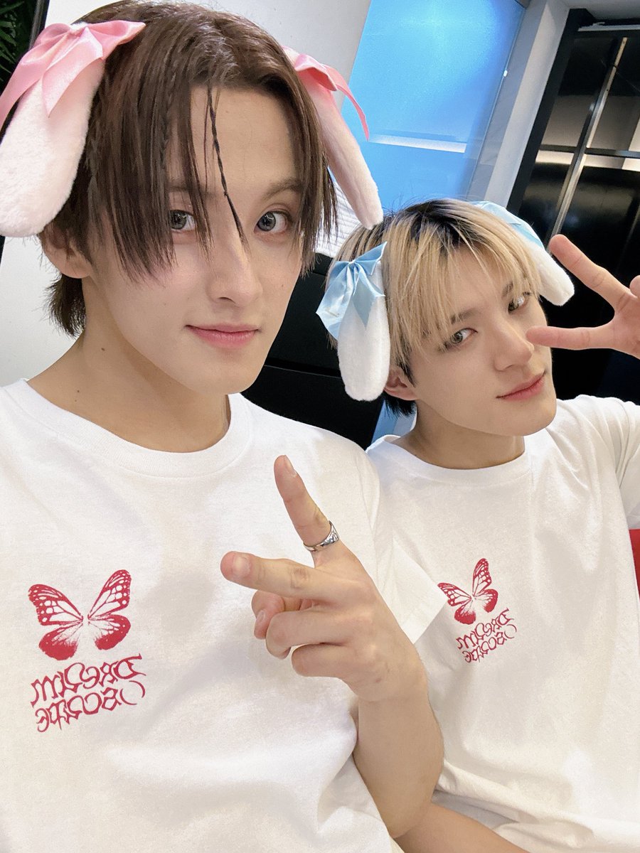 🐯 GIVEAWAY MARK JENO SELCA 🐶

🌷 saldo shopeepay for 2 winners 🌷

Rules:
- rt + like
- just rep "done"
- no need to follow, tapi kalau mau mutualan lets goo!!~

end 14.00 (tomorrow)