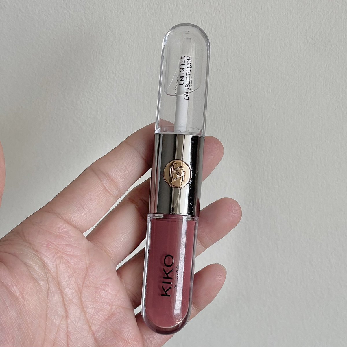 jjdoesitwork's tweet photo. สี 133 สีโปรด พส. จีน must have มากกกก ทาทีไรคนถามทุกรอบ ชมพูตุ่นๆ ก่ำๆ ทาแล้วขับผิว หน้าโคตรขาว ทนแบบพกแท่งเดียวจบเลยสวยมากกกกกก https://t.co/F2bDzVPYpL