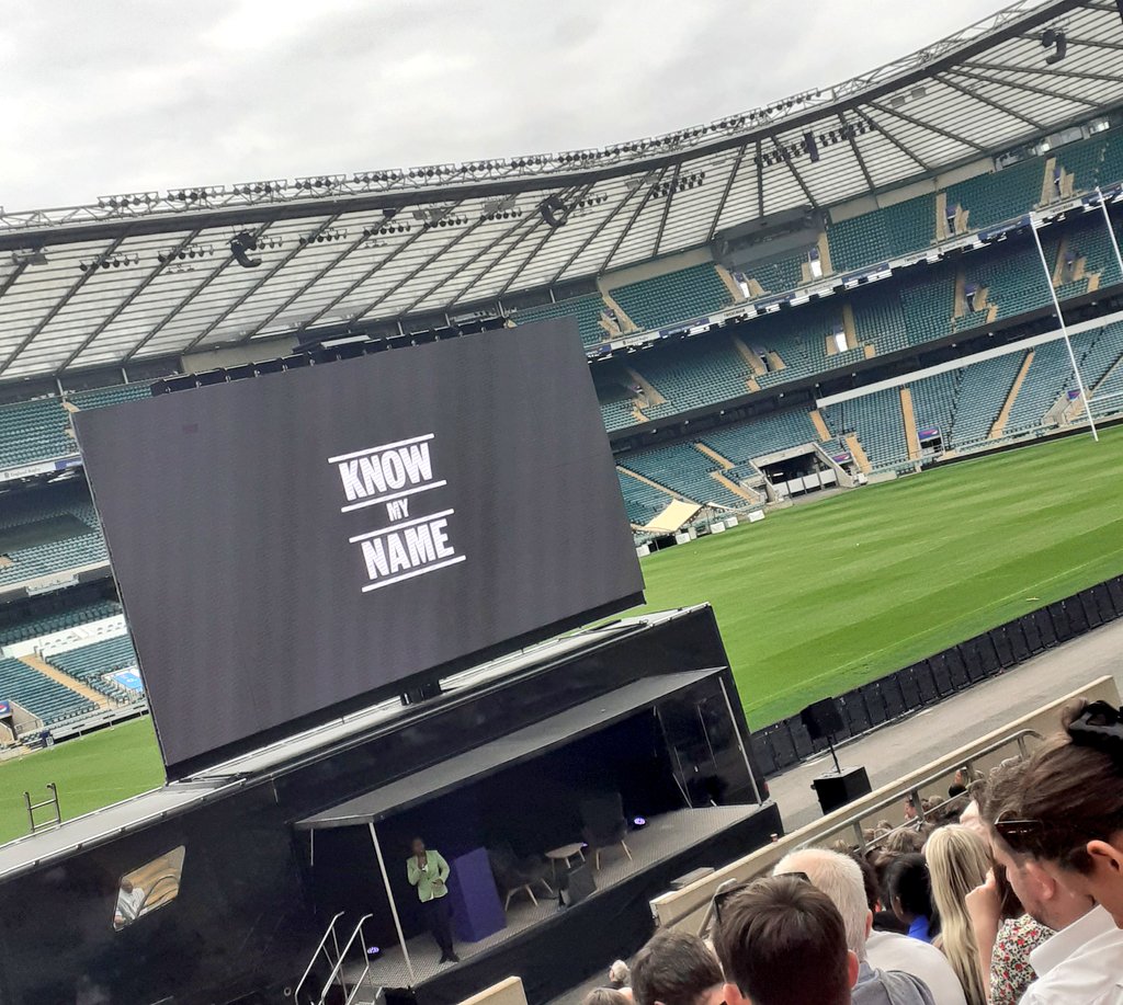 Great speech from <a href="/MaggieAlphonsi/">Maggie Alphonsi MBE</a> at @Twickenhamstad &amp; interactions with staff from <a href="/GLFSchools/">GLF Schools</a>
🏅⭐👍🏽🤣🤣
Truly inspirational and very funny!