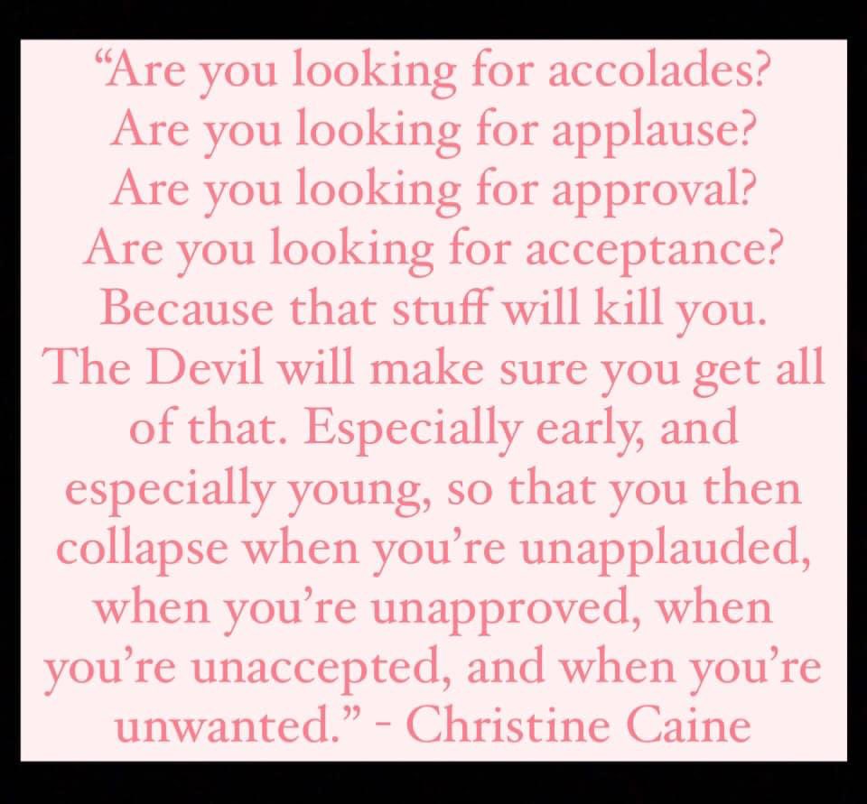 TaraWasinger's tweet image. 💯👏🏻😻
I’m ashamed to admit how much of my self-worth &amp;amp; estimated value was based solely on my appearance &amp;amp; the approval of others. 
Truly is a sad way to live.
Now I’m all “Love it or leave it, Sucka(s)!”✌🏻 

#accolades #acceptance #applause #approval #loveitorleaveit