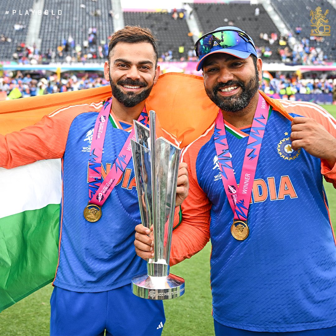 Thank you Rohit for teaching the cricket lovers for how to play pull shots like a rocket and Virat thanks for teaching us how to play in a difficult situation what a legend you both are🔥❤️<a href="/imVkohli/">Virat Kohli</a> &amp; <a href="/ImRo45/">Rohit Sharma</a> 
Outstanding era comes to end 
🏏💪