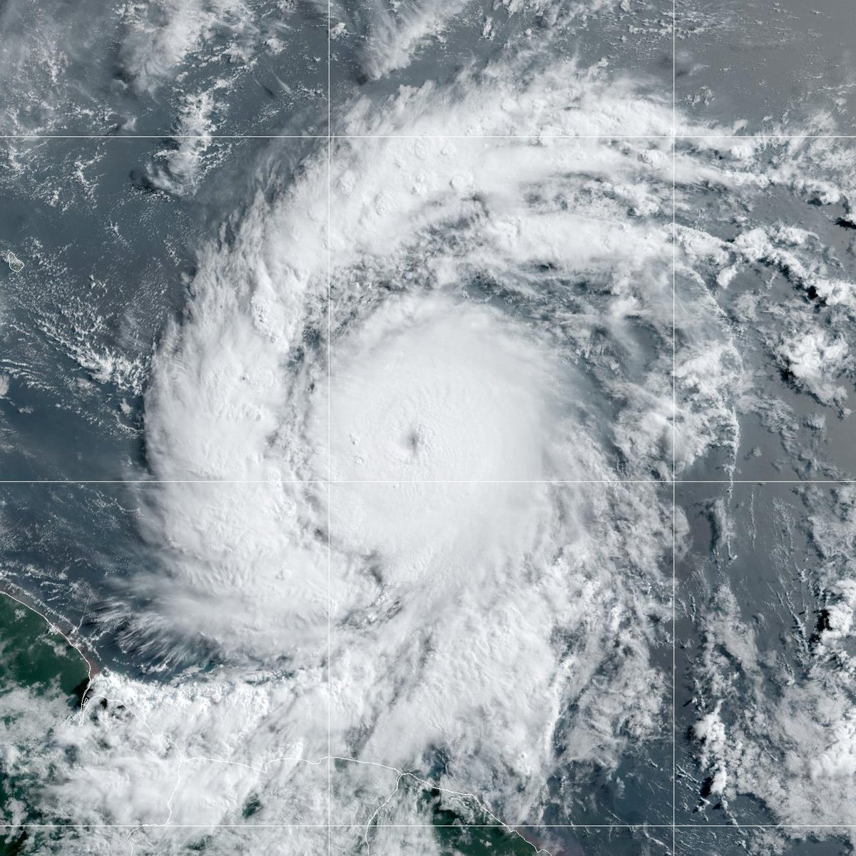 National Hurricane Center tweet media