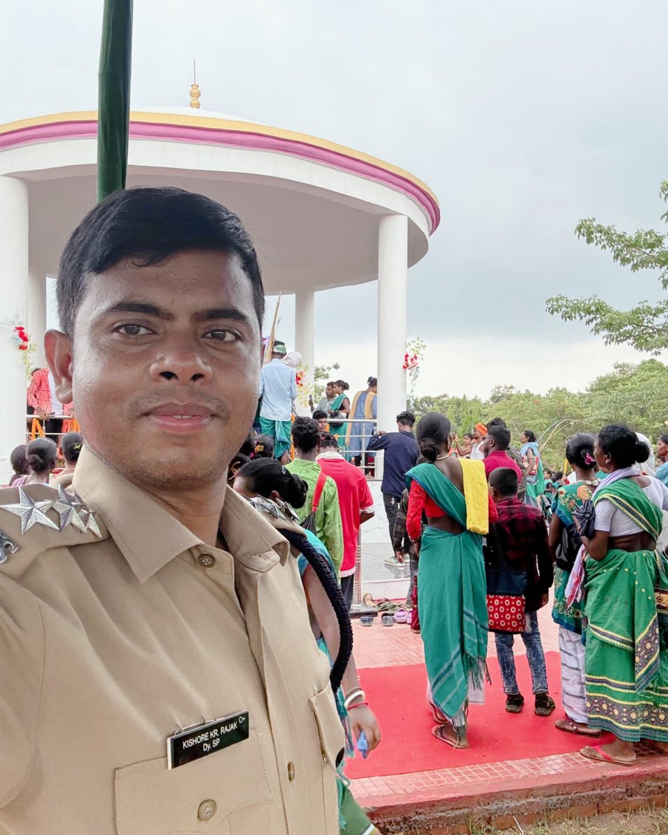 dspkishor's tweet photo. संथाल विद्रोह के नायक अमर वीर शहीद सिदो-कान्हू, फूलो-झानो, चांद-भैरव और उनके साथ असंख्य वीरों और वीरांगनाओं की शहादत को शत-शत नमन।
साहेबगंज की धरती से हूल जोहार! https://t.co/Z1pY8Q4hLo