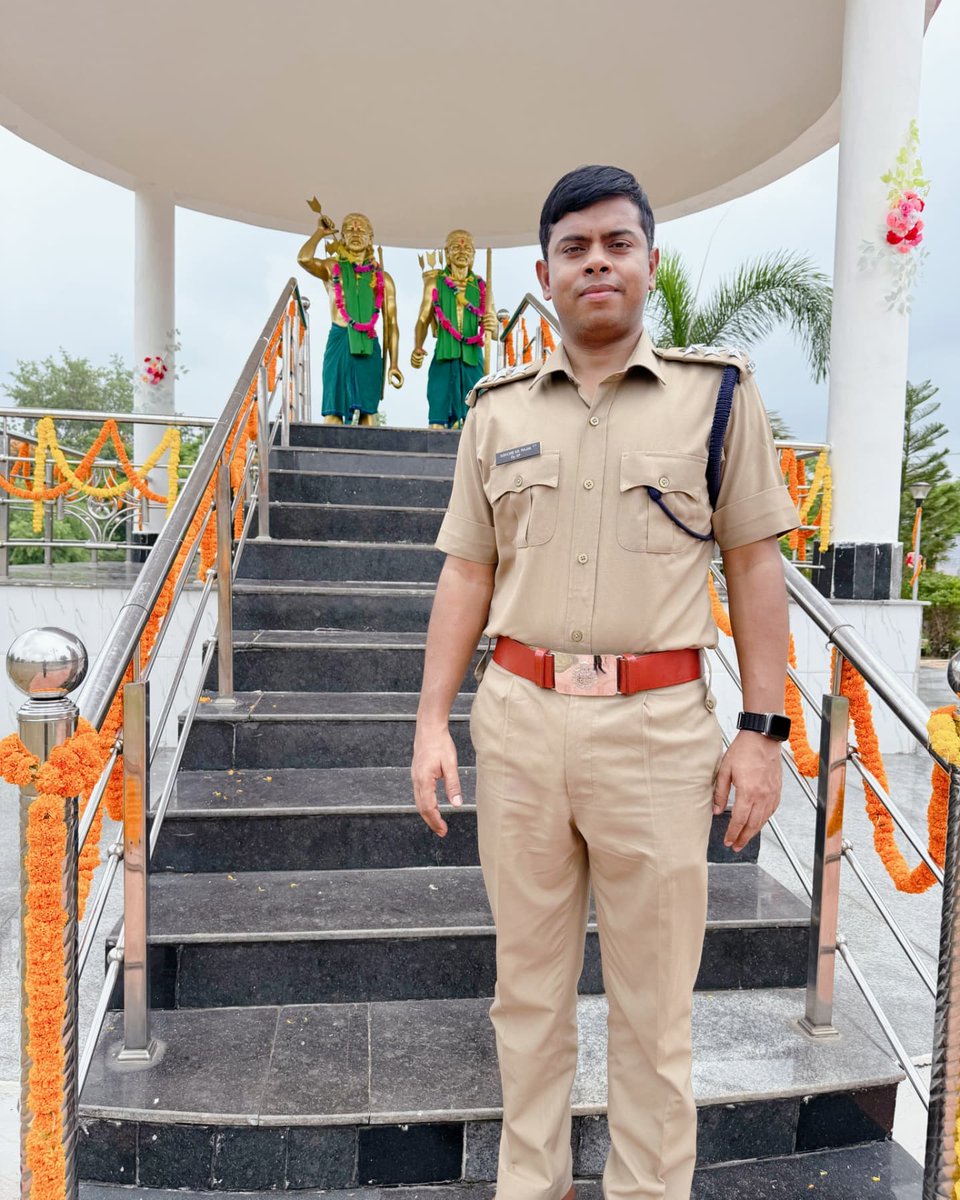 dspkishor's tweet photo. संथाल विद्रोह के नायक अमर वीर शहीद सिदो-कान्हू, फूलो-झानो, चांद-भैरव और उनके साथ असंख्य वीरों और वीरांगनाओं की शहादत को शत-शत नमन।
साहेबगंज की धरती से हूल जोहार! https://t.co/Z1pY8Q4hLo