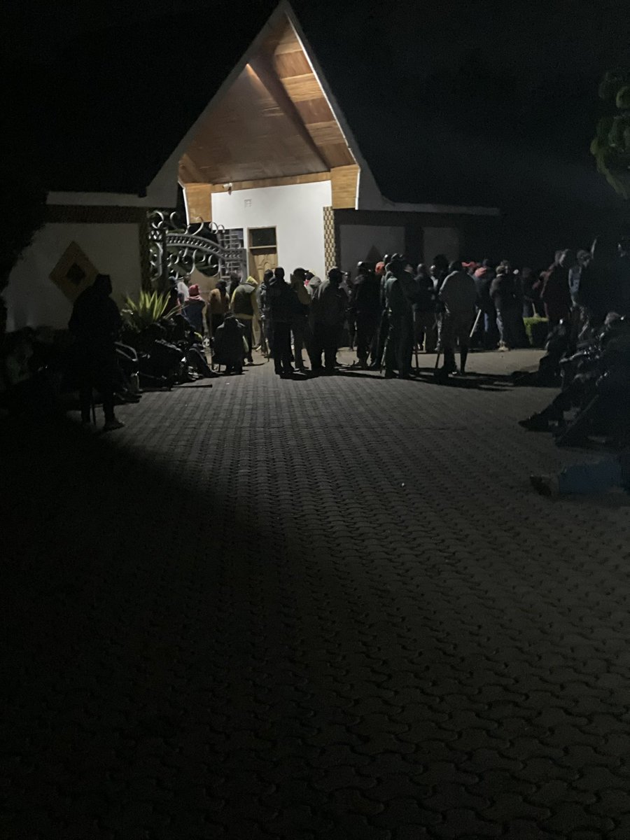 Uliona hawa goons walitokea na miti ya Jembe? They were planned here.  Guess who is the owner of that house.