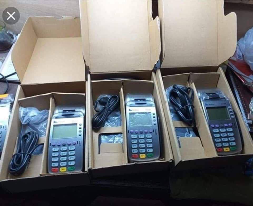 全国收黑白花 tweet media