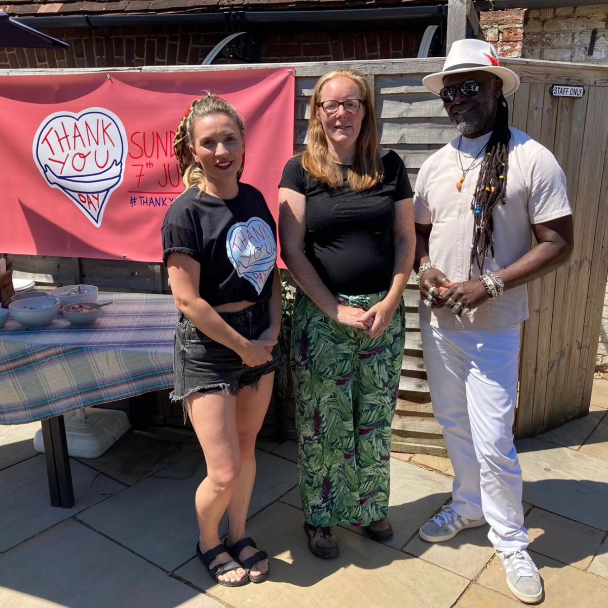 TotallyLocal_LB's tweet image. Thank You! Two small magical words and one powerful message of appreciation! 🧡🌟 Ahead of @thankyouday_ on 7 July @TotallyLocal_LB are still pinching themselves of chance to meet @candicebrown  and @levi_roots and #thankful to #LeightonBuzzard #communityspirit and #volunteers 👏