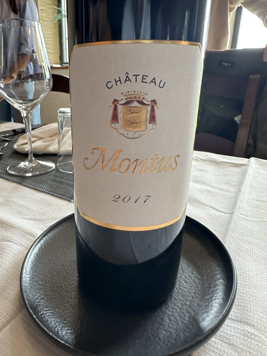 Arrivé dans le Gers ! #nosvigneronsontdutalent #nosterritoiresontdutalent #diplomatieculinaire #ambassadedefrancedelagastronomie #guillaumegomez #guillaumegomezpageofficielle