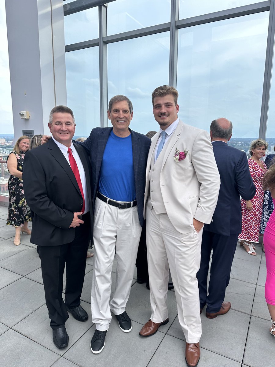Bernie Kosar (@berniekosarqb) on Twitter photo Fantastic Nite Meeting the Awesome β¦<a href="/Nick_Zakelj31/">Nick Zakelj</a>β© & His Even More Awesome Dad Stan !GoodLuck this Year With San Francisco π #UMatter Fantastic Nite Meeting the Awesome β¦<a href="/Nick_Zakelj31/">Nick Zakelj</a>β© & His Even More Awesome Dad Stan !GoodLuck this Year With San Francisco π #UMatter