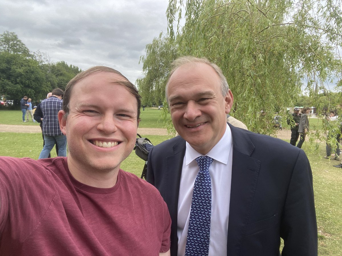 Olton_Mike's tweet image. With the big boss in Stratford today! #VoteLibDem!
