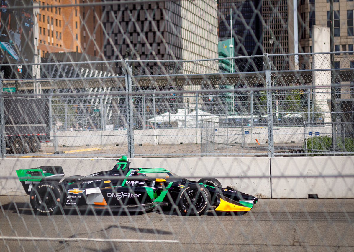 WayneKPhoto's tweet photo. This was my first time shooting Motorsport photography at the @detroitgp earlier this month. How’d I do? Shooting through two fences was tough but I think I managed to make it work. 
•
•
•
#indycar #indycarseries #imsa #imsaracing #detroitgp #detroitgp2024 #motorsport #canon https://t.co/a60TPzpGUs