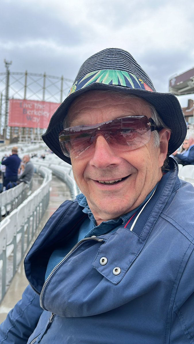 BGNash_'s tweet photo. @surreycricket taking the old man out for a day at the cricket. 

I think he is just happy to be out of the house. https://t.co/fdzlDxe4dU