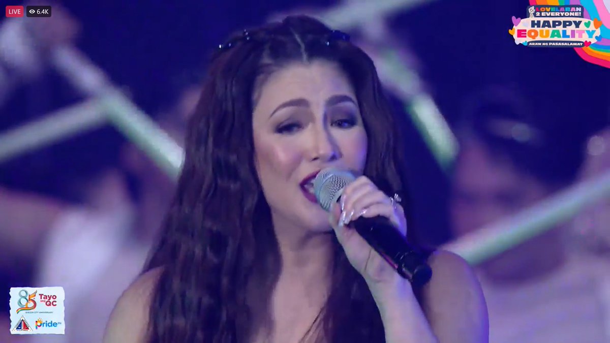 ABSCBNNews's tweet photo. LOOK: OPM singer Regine Velasquez surprises fans during Vice Ganda's performance at the Pride March 2024 Thanksgiving event in Quezon City. (Screenshots from Pride PH/Facebook) | via @josiahvantonio https://t.co/EKJCb1Fl43