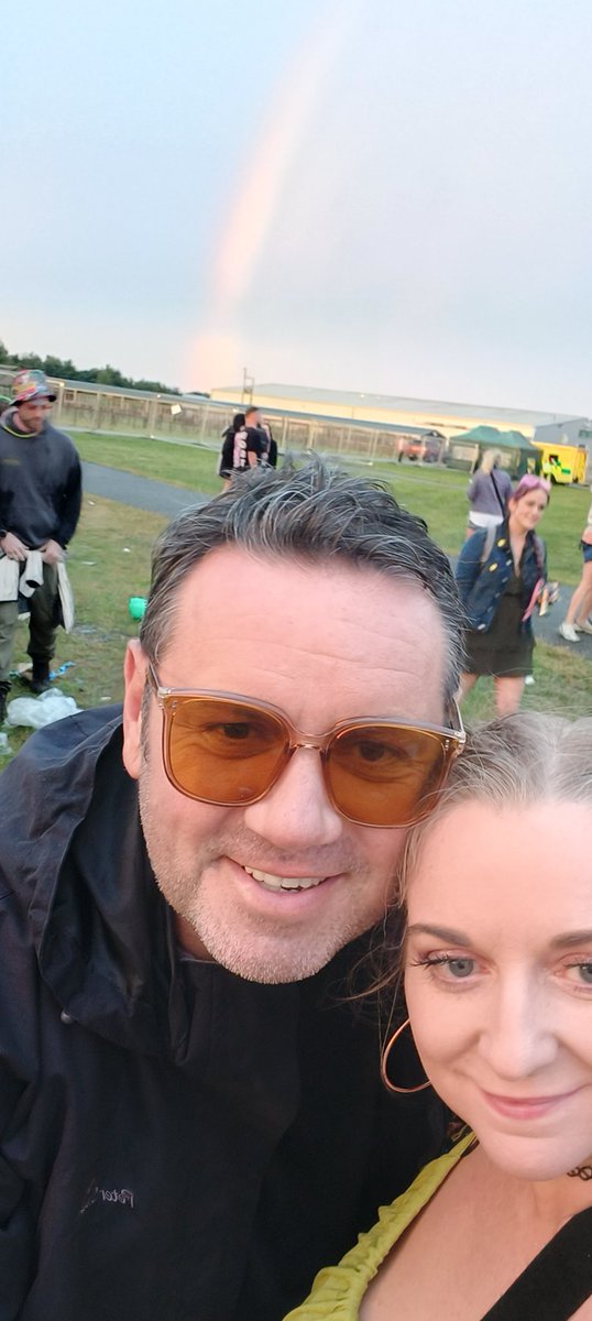Knightime19's tweet photo. Freedom....! bit of bounce bounce raving in #Anglesey #savetherave #andywhitby...great fun. 🪇🔊🍻🏞️ https://t.co/ozNfeYuUHT