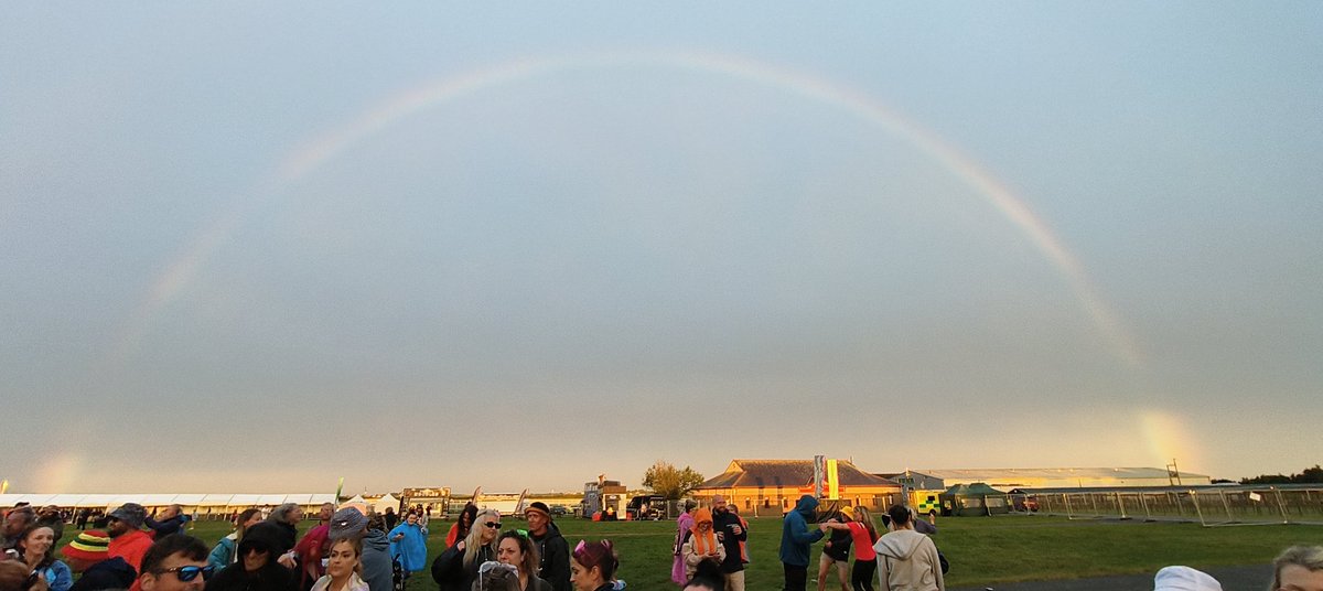Knightime19's tweet photo. Freedom....! bit of bounce bounce raving in #Anglesey #savetherave #andywhitby...great fun. 🪇🔊🍻🏞️ https://t.co/ozNfeYuUHT