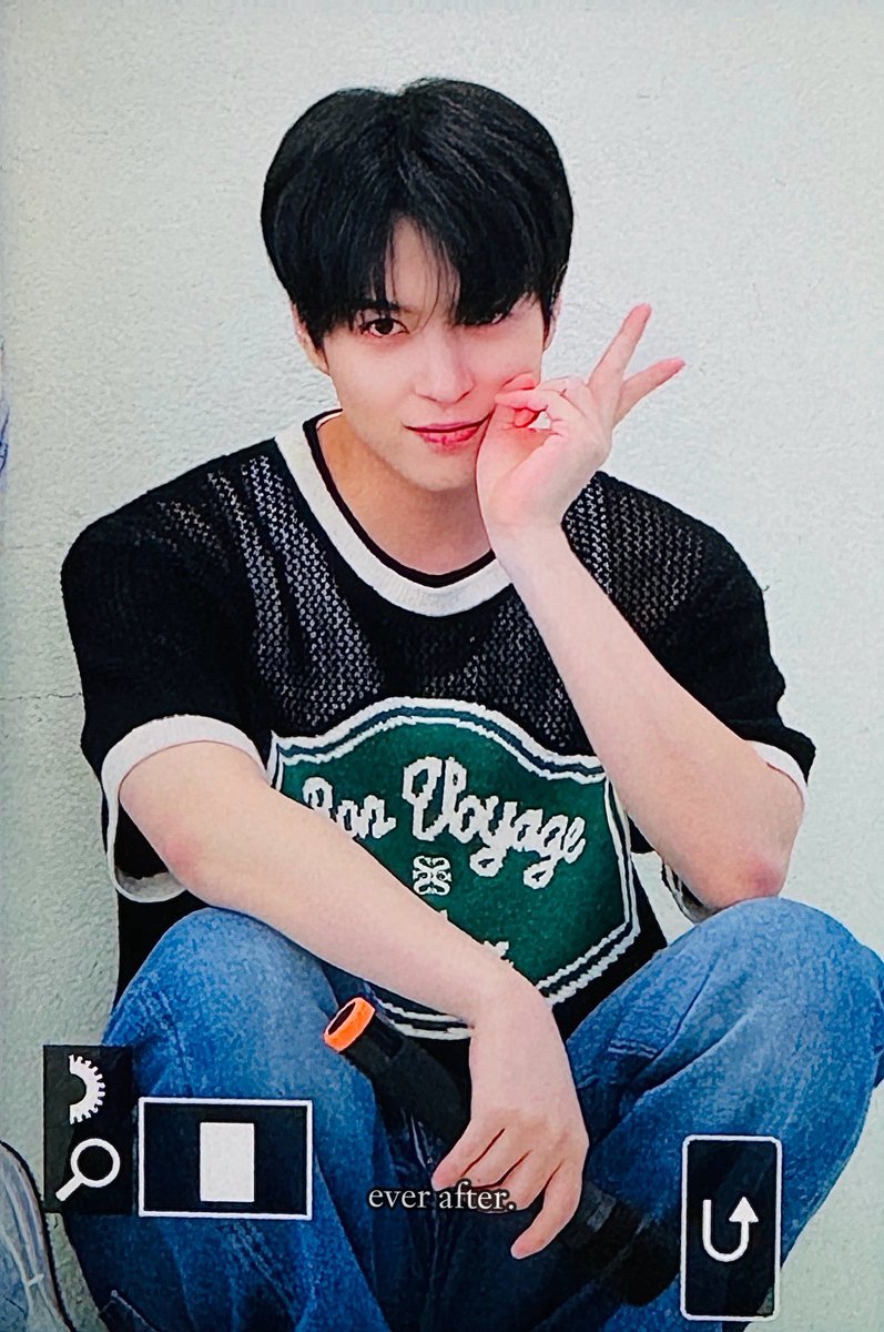 everafter_hc's tweet photo. 240630 에버라인 팝업 

#이휘찬 #휘찬 #오메가엑스 #OMEGA_X
#명창토끼 #휘찬이최고 https://t.co/ZJE5SCqzNQ
