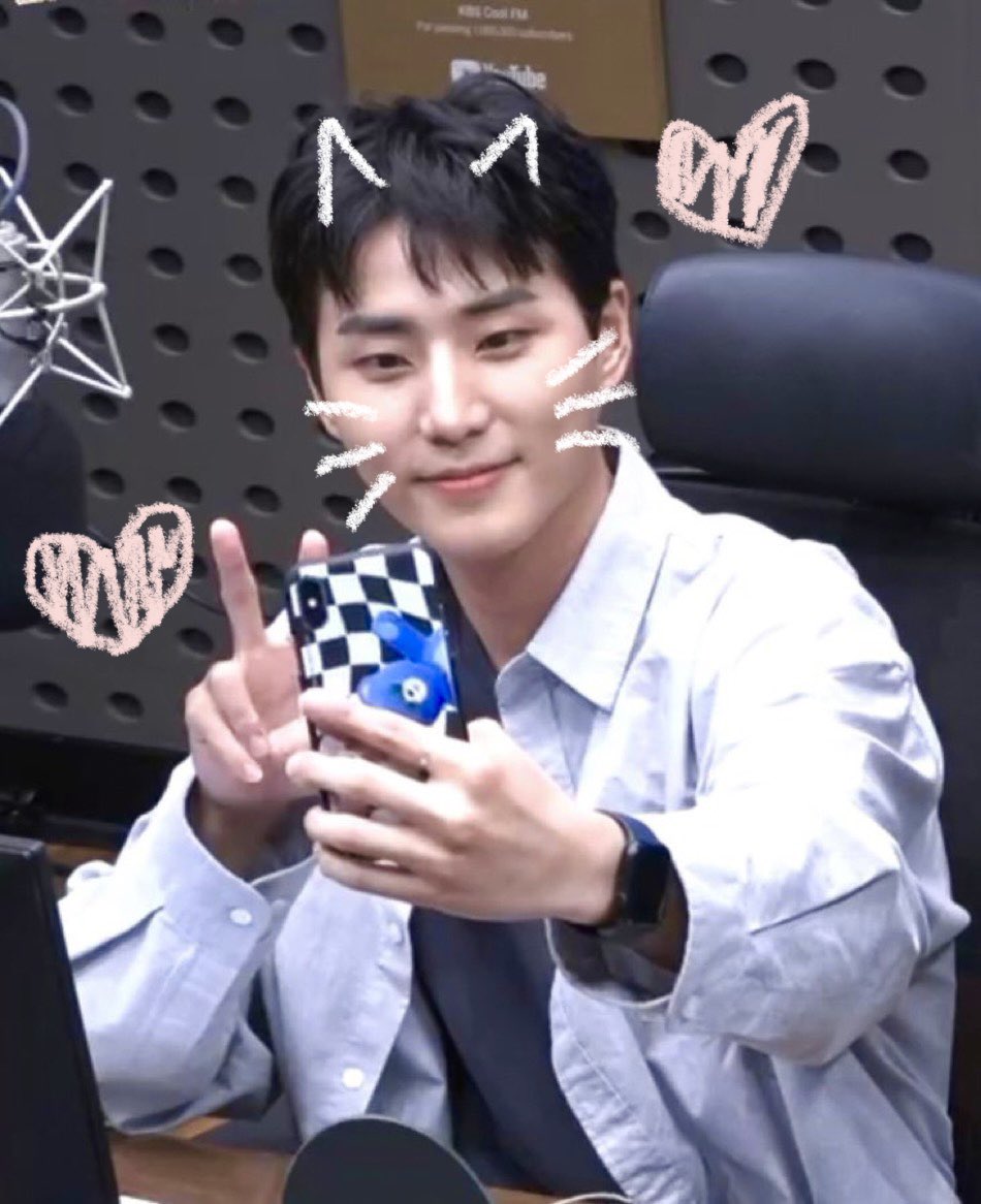 영현이 덕분에 하루의 끝을 웃음으로 마무리 할 수 있었어

#최고의_디제이_영현아_수고했어
#Our_BestDJ_YoungK