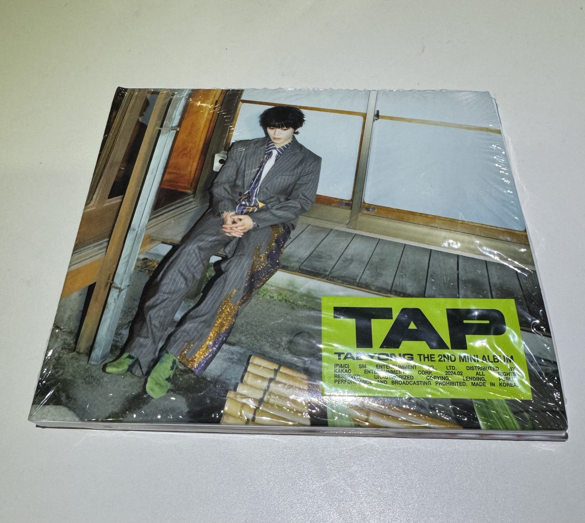 Taeyong Birthday GIVEAWAY!🎁🌹

to celebrate Taeyong’s birthday I’m doing a 7+1 giveaway for INA Tyongfs🌹 :
🎁 Taeyong TAP Flip Zine (7)
🎁 Taeyong TAP digipack (1)

rules :
⭐️ RT &amp; like tweet ini
⭐️ my followers
⭐️ comment kind wishes for Taeyong

winners will be chosen