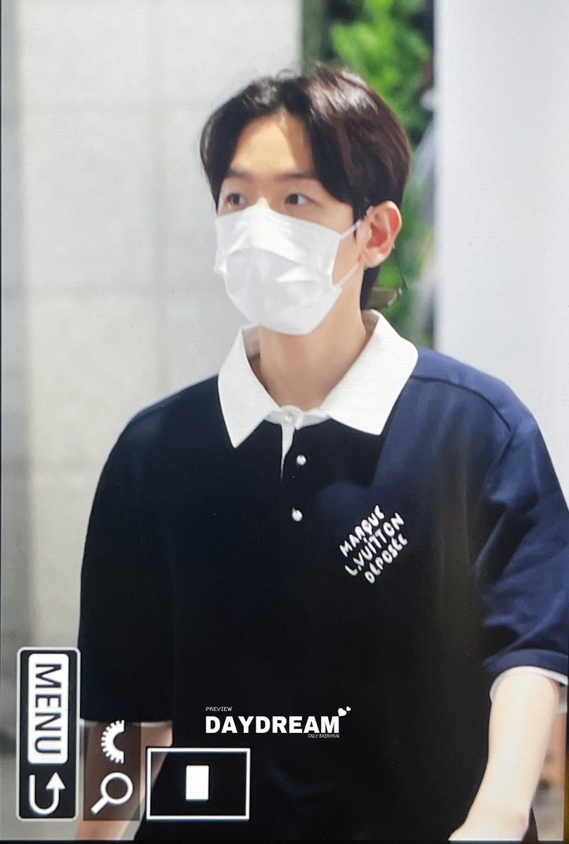 ICN 도착!
#BAEKHYUN
#백현 #변백현 #边伯贤