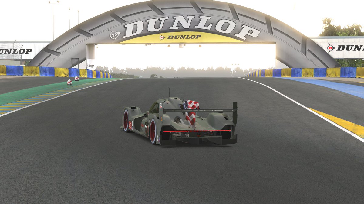 pcasimracing's tweet image. As the morning arrived, so did the rain. But now, the sun is up as the #PCA24 enters its final 3 hours

GTP: ST Racing Esports #38
GTE: Matrix Bronze
GT3: Full Send Racing

Tune in for the final 3 hours now on @RaceSpotTV: youtube.com/watch?v=SnZb2L…

#PCASimRacing
@PCANational