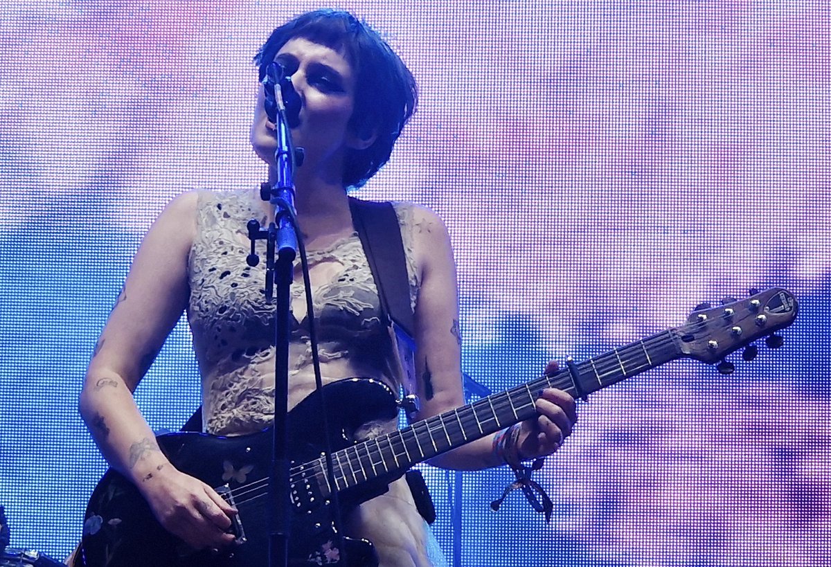 thedevilstuna (@thedevilstuna) on Twitter photo <a href="/NewDad/">NewDad</a> at <a href="/WoodsiesArea/">WoodsiesAreaGlasto</a> <a href="/glastonbury/">Glastonbury Festival</a> Beautiful, hypnotic, powerful, dreamy rock, haunting & spirit lifting #Glastonbury2024 <a href="/NewDad/">NewDad</a> at <a href="/WoodsiesArea/">WoodsiesAreaGlasto</a> <a href="/glastonbury/">Glastonbury Festival</a> Beautiful, hypnotic, powerful, dreamy rock, haunting & spirit lifting #Glastonbury2024