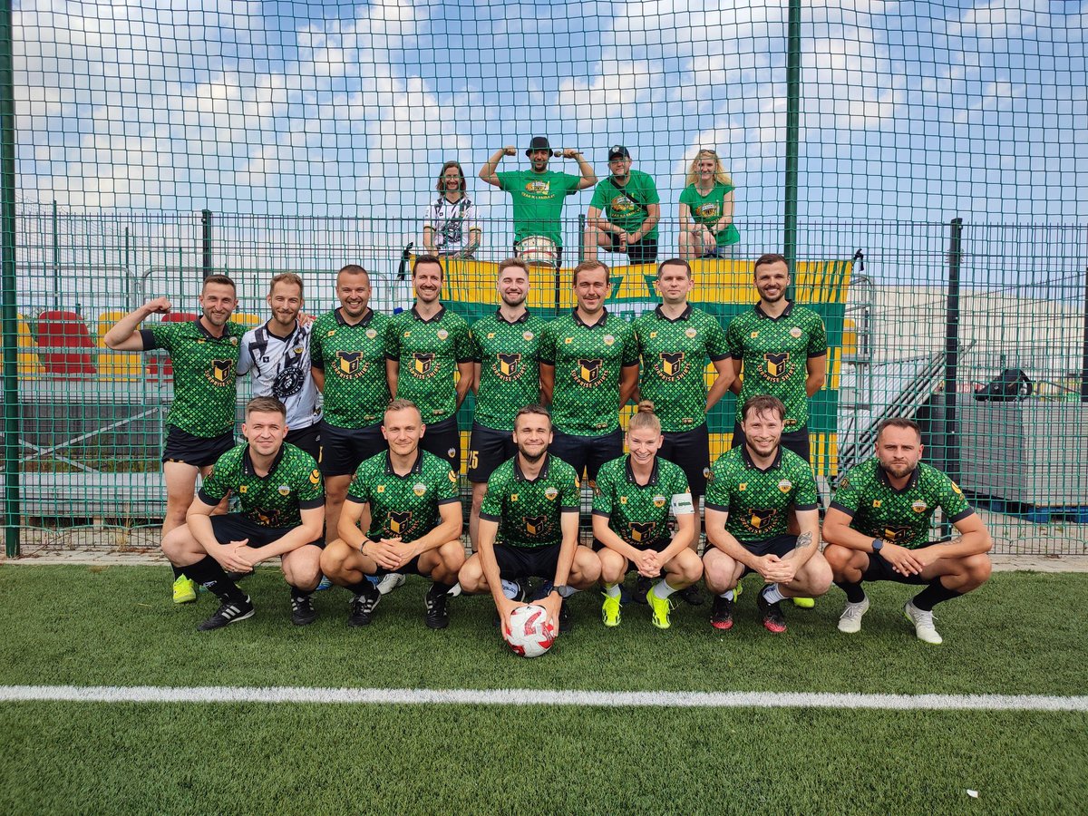 Joanna Wróblewska (@jwroblewska27) on Twitter photo Dziękuję <a href="/SF_Fairant/">SF Fairant Kraków</a> za ten dzień! Za ten turniej <a href="/FutboholikCup/">#FutboholikCup</a> 🔥🔝
Możliwość grania z Wami to czysta przyjemność! Do zobaczenia 🤗
A to wszystko dla tej małej wojowniczki!
Oliwka #JesteśWPorządku 🫶🏻
Link do zbiórki ⤵️
siepomaga.pl/olivia-celmero… Dziękuję <a href="/SF_Fairant/">SF Fairant Kraków</a> za ten dzień! Za ten turniej <a href="/FutboholikCup/">#FutboholikCup</a> 🔥🔝
Możliwość grania z Wami to czysta przyjemność! Do zobaczenia 🤗
A to wszystko dla tej małej wojowniczki!
Oliwka #JesteśWPorządku 🫶🏻
Link do zbiórki ⤵️
siepomaga.pl/olivia-celmero…