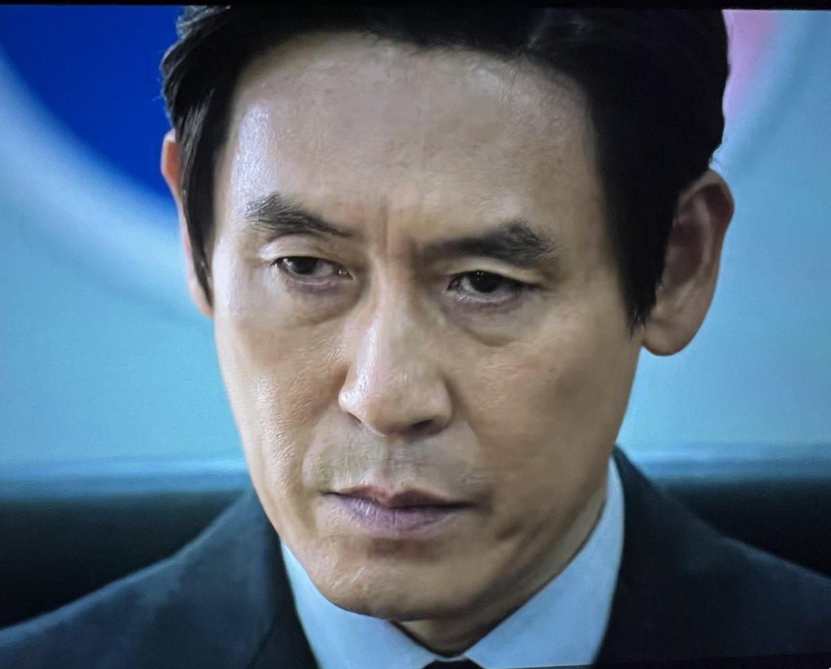 my_way_99's tweet image. 나한테 미안하다고 해.

                                          나한테 미안하다.