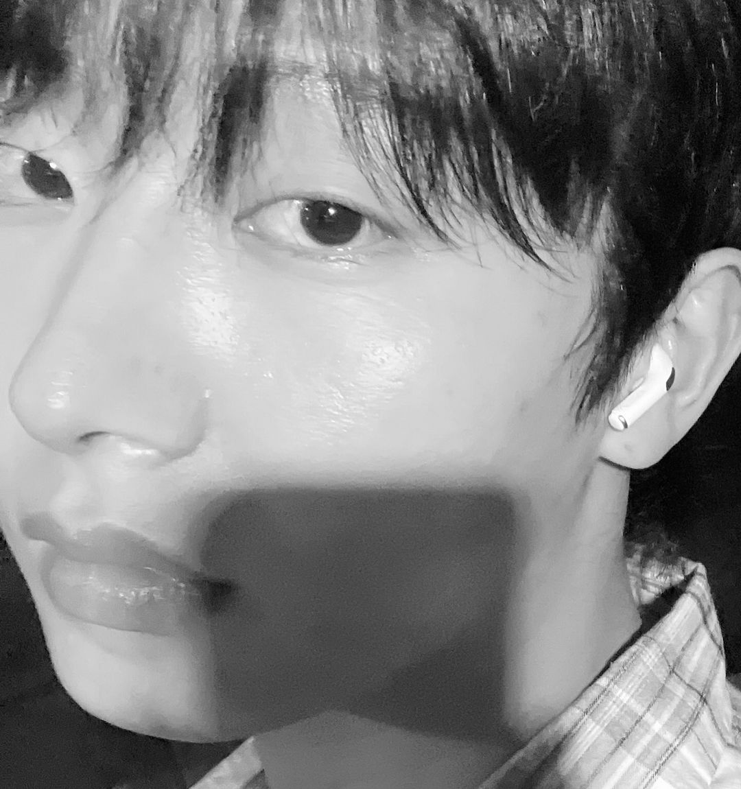 spring__wonder's tweet photo. 240630 최찬이 인스타그램 업데이트
Instagram Update

#최찬이 #Choechani
#Chanyi #Choichanyi
#더맨블랙 #THEMANBLK
#소년24 #Boys24 #少年二十四
#찬이인스타그램 https://t.co/Izr8PalIbq