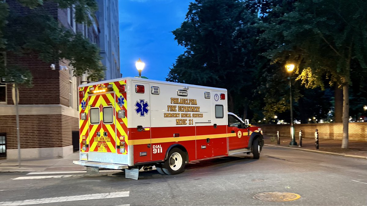 PhillyFireDept's tweet image. Daily totals for Saturday, June 29:
🚑: 777 EMS incidents 
🚒: 167 incidents
🔥: 3 working fires
#PFDstrongtogether