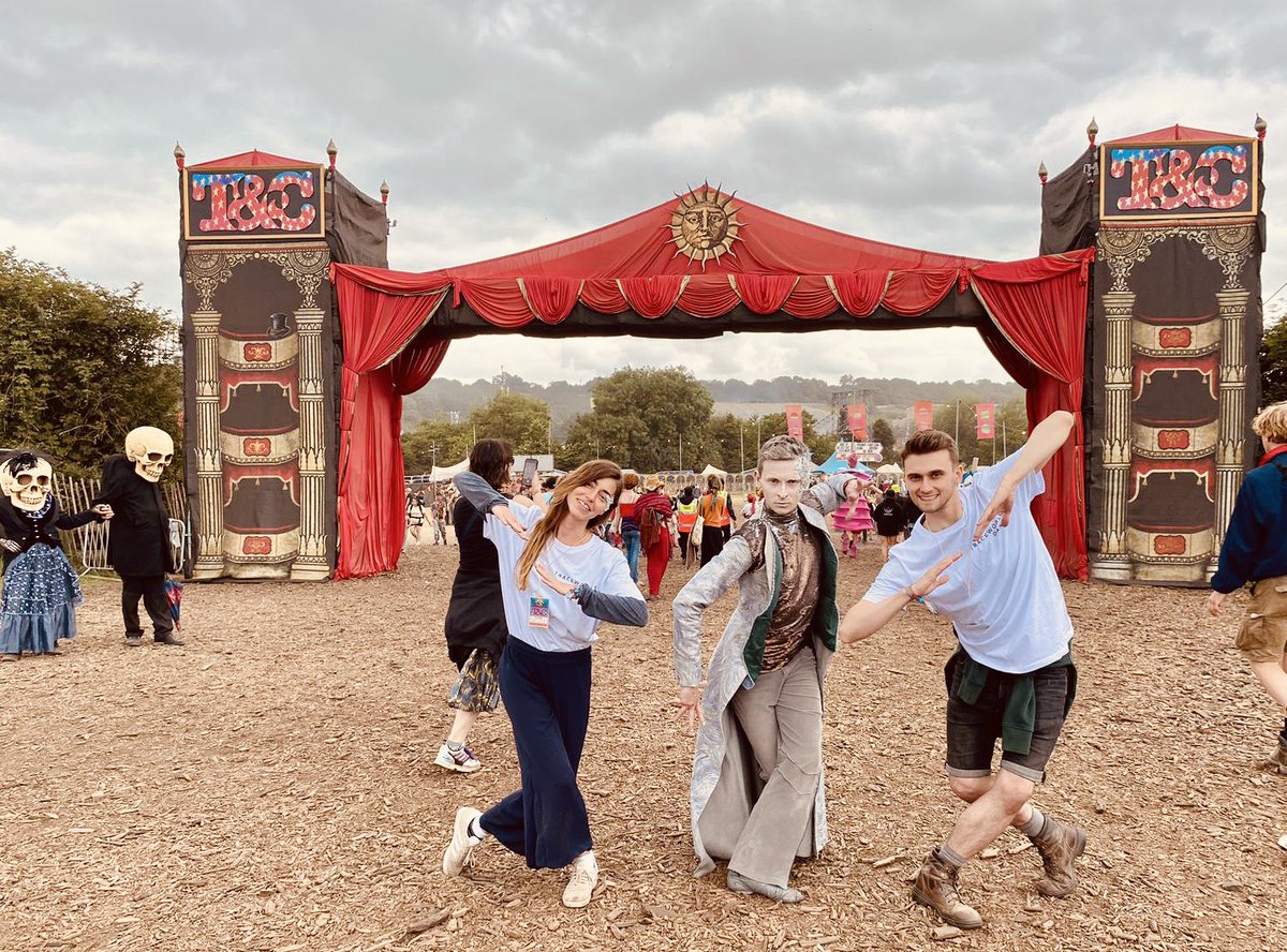 traceworksdance's tweet image. what an honour to bring #JACKDEFROST to #GlastonburyFestival Huge thanks for welcoming us @theatre_circus Congrats to our team &amp;amp; thanks to the tech teams, and those who supported us with logistics - not to mention the fabulous audiences! #Glastonbury2024 #TheatreandCircus