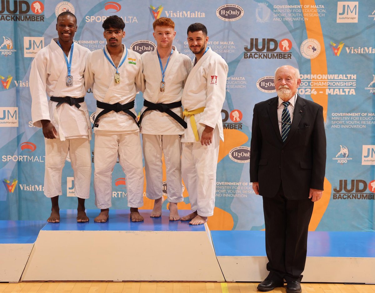 I also came 2nd at the Commonwealth Judo Championships. Kuningi nje. 🥋🇿🇦