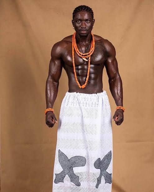 NigeriaStories's tweet image. Say something about this man