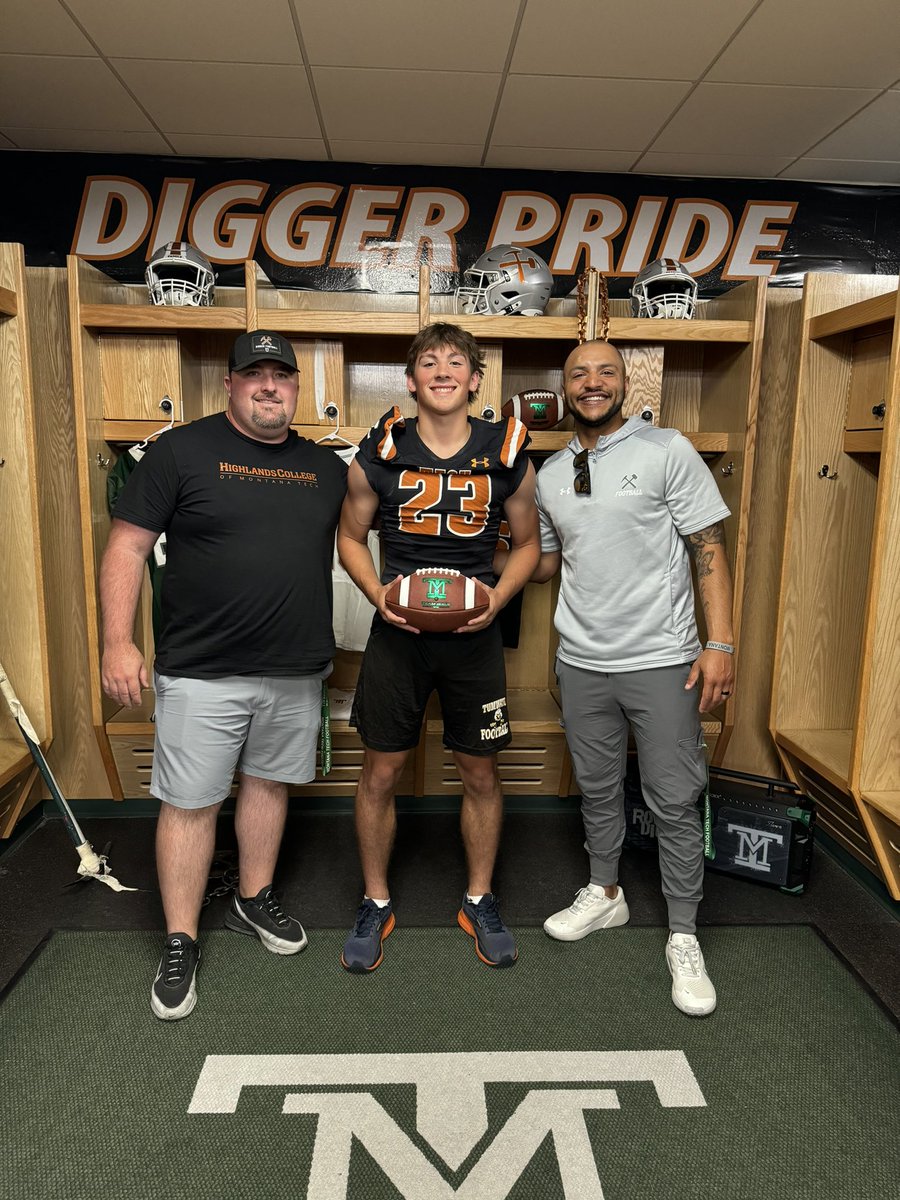 Cash Short tweet media