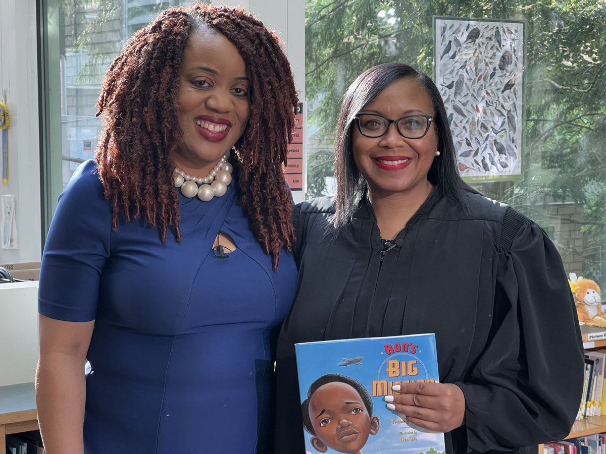 DetroitBCDI's tweet photo. Thank you Judge Garrett and Judge Gant for participating in “Read for Joy.”  

📷: Judges with BCDI Detroit President Monica Thompson https://t.co/BBw6IGKNiv