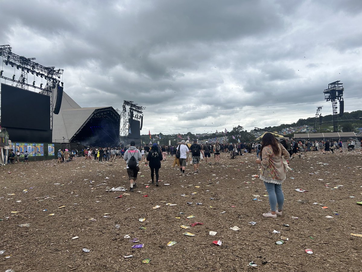 Secretglasto tweet media