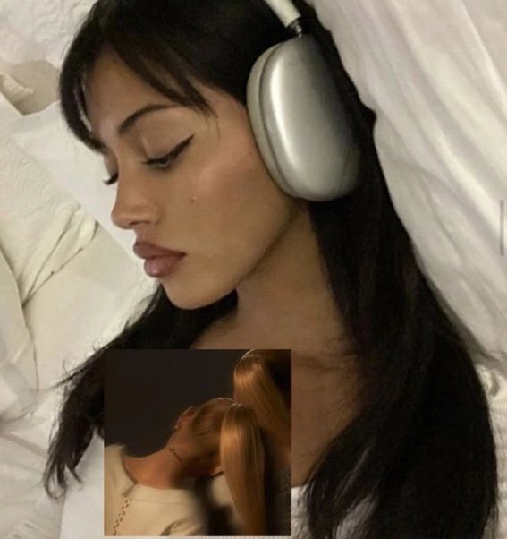 estelle tweet media