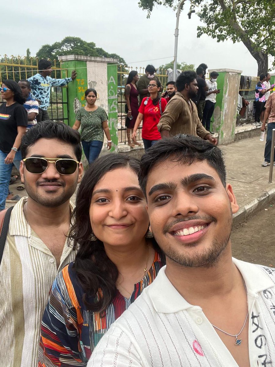 daizerby's tweet image. Happy pride!!!