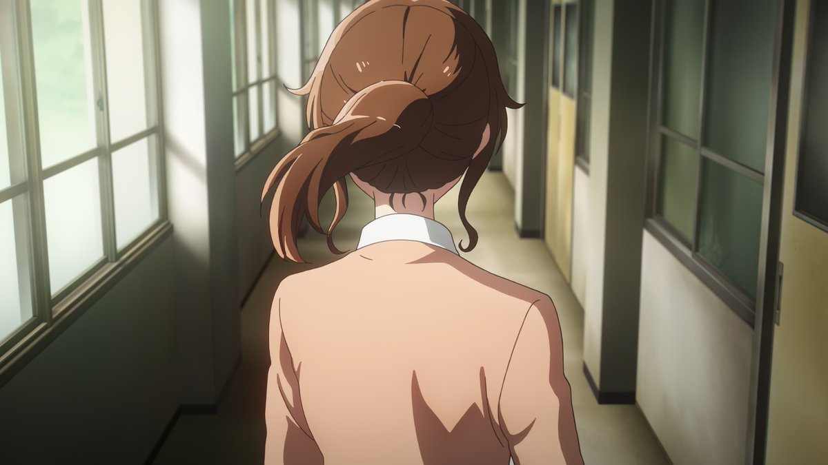 Yuyucow's tweet image. Kitauji's uniforms are color-coded by generation. Kumiko joined in 2015, when 3rd years wore green. She graduates in 2018, uni in 2022. Joining her old school immediately, 2024 is her third year. Seniors due to wear green again. In reality &amp;amp; fiction, Eupho S3 starts in April 2024