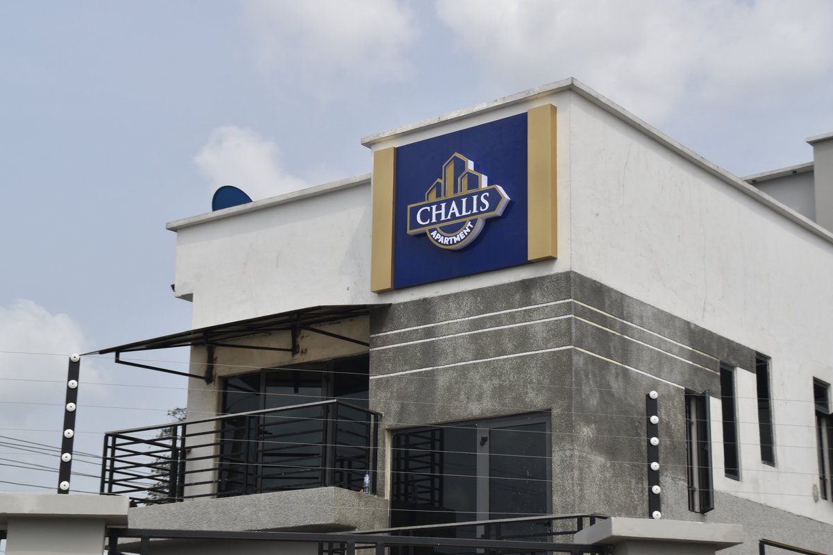 NnahMcwalter's tweet photo. Full branding of CHALIS APARTMENT, Uyo, Akwa Ibom State. Executed professionally, all signs exquisite. Send a DM for inspection and quote.
Delivery Nationwide.

#HappyClientSeries
#McWalterzProductionz
#TopSigns #TopBrands

@ruffydfire @savndaniel @InibeheEffiong https://t.co/nGr494WlH2