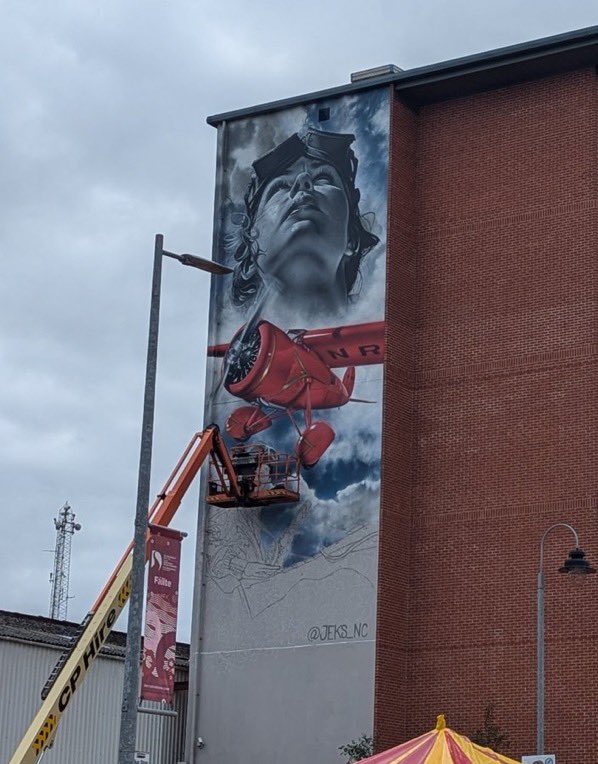 nwrc_college's tweet photo. MURAL UPDATE 

The brilliant mural design work at our Foyle Building, Strand Rd Campus, is nearing the finish line. 

Well done to #Peaball &amp; #jeks 

Thanks to everyone who have been supporting this piece. 

More to follow when the design has been completed.

@foylemaritime https://t.co/1pkZfUjiWq