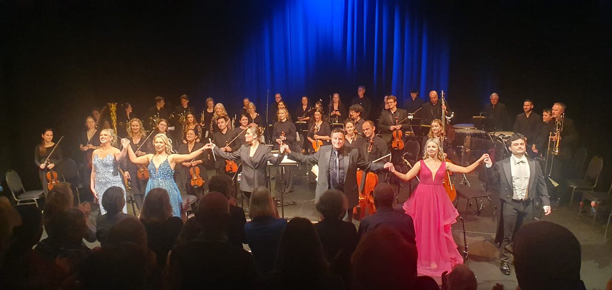 IrishNatOpera's tweet photo. Congratulations to our fantastic #INOStudio on an absolutely brilliant showcase 🥳🎶👏🎉 @PavilionTheatre #EndOfYearPerformance #OperaStudio https://t.co/nubu95LtKp