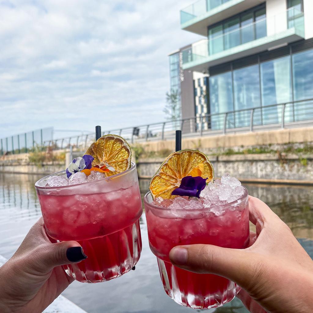 ☀️ JULY CRUISES ☀️

5/7: Rum Runners Revenge
6/7: Pink Cocktails &amp; 90s Hits
12/7: Italian Wines &amp; Pizza
13/7: Afternoon Tea Cocktails
19/7: The ‘Costa-del-Sol-Ford’ Spanish Wines &amp; Tapas
26/7: The Summer Gincident
27/7: Pink Cocktails &amp; 90s Hits

Book: eventbrite.co.uk/o/the-liquoris…