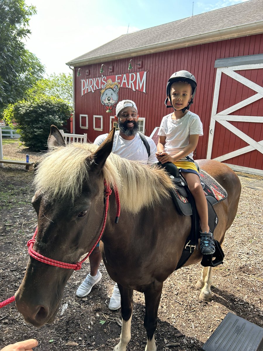 justmoore32's tweet photo. Rides one pony and now he wants a pony! https://t.co/u6mN2u9DyG