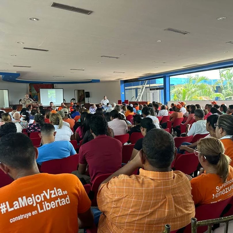 Ayer desde <a href="/VoluntadPopular/">Voluntad Popular</a> Cojedes se juramentaron Activistas de nuestra organización que trabajarán como testigos y que defenderán los votos de <a href="/EdmundoGU/">Edmundo González</a> el próximo 28Jul
Gracias al acompañamiento de cada miembro EMA y nuestros hermanos del ENA. 
Vamos por la Mejor Venezuela