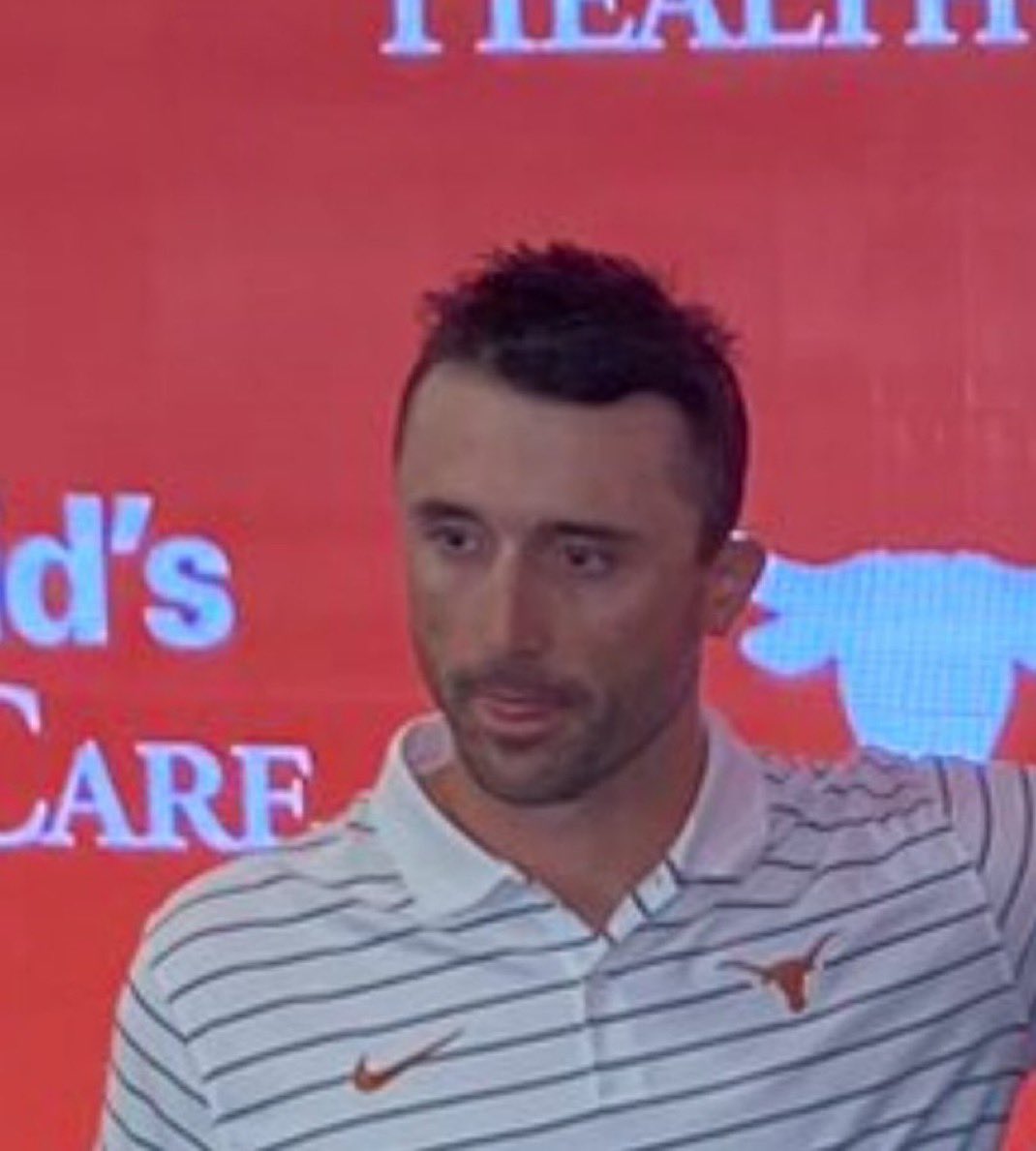 AgKnocks tweet media