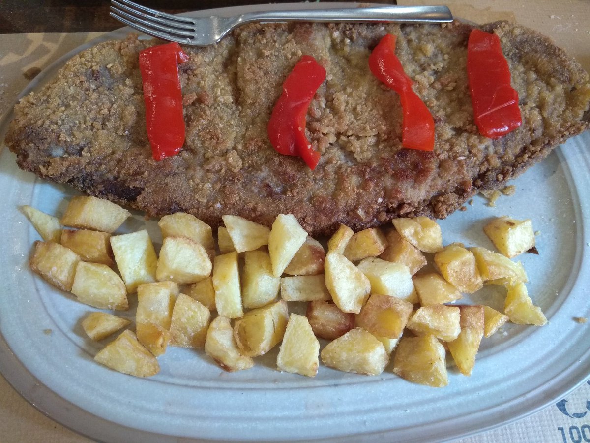 fenixwryght's tweet photo. Cachopo, the most based Spanish dish.

Muslims can't eat it because of jamón.
Hinduists can't eat it because of beef.
Jews can't eat it due to meat and dairy touching each other.

ESPAÑA 🇪🇸 https://t.co/fzA7r0jG77