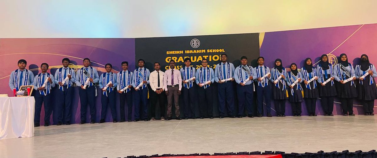 siskelaa's tweet photo. Graduation 
Class of 2023-2024
@MoEdumv https://t.co/r3VrJGgYU9