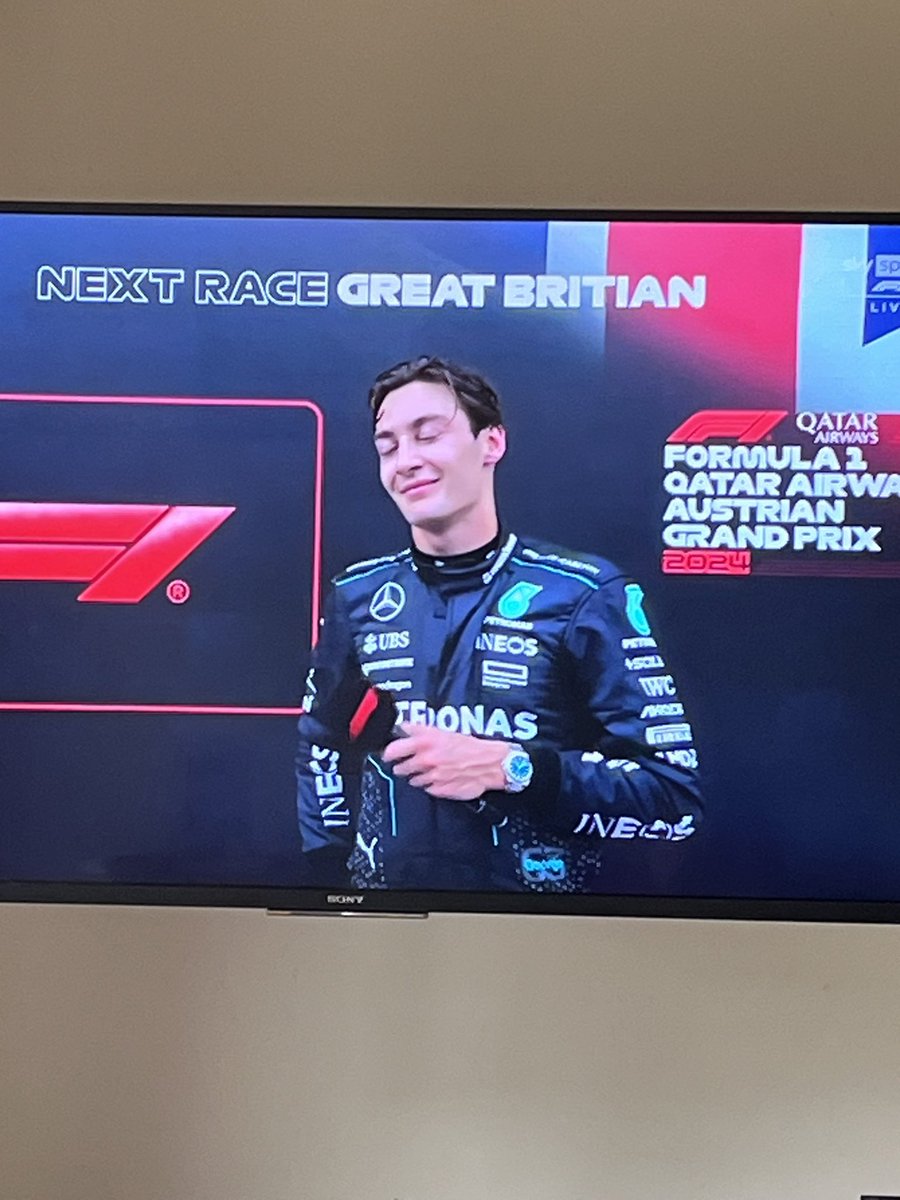 TonyDraper12's tweet photo. #F1 who’s the idiot who can’t spell? https://t.co/WO10Wc5QPK