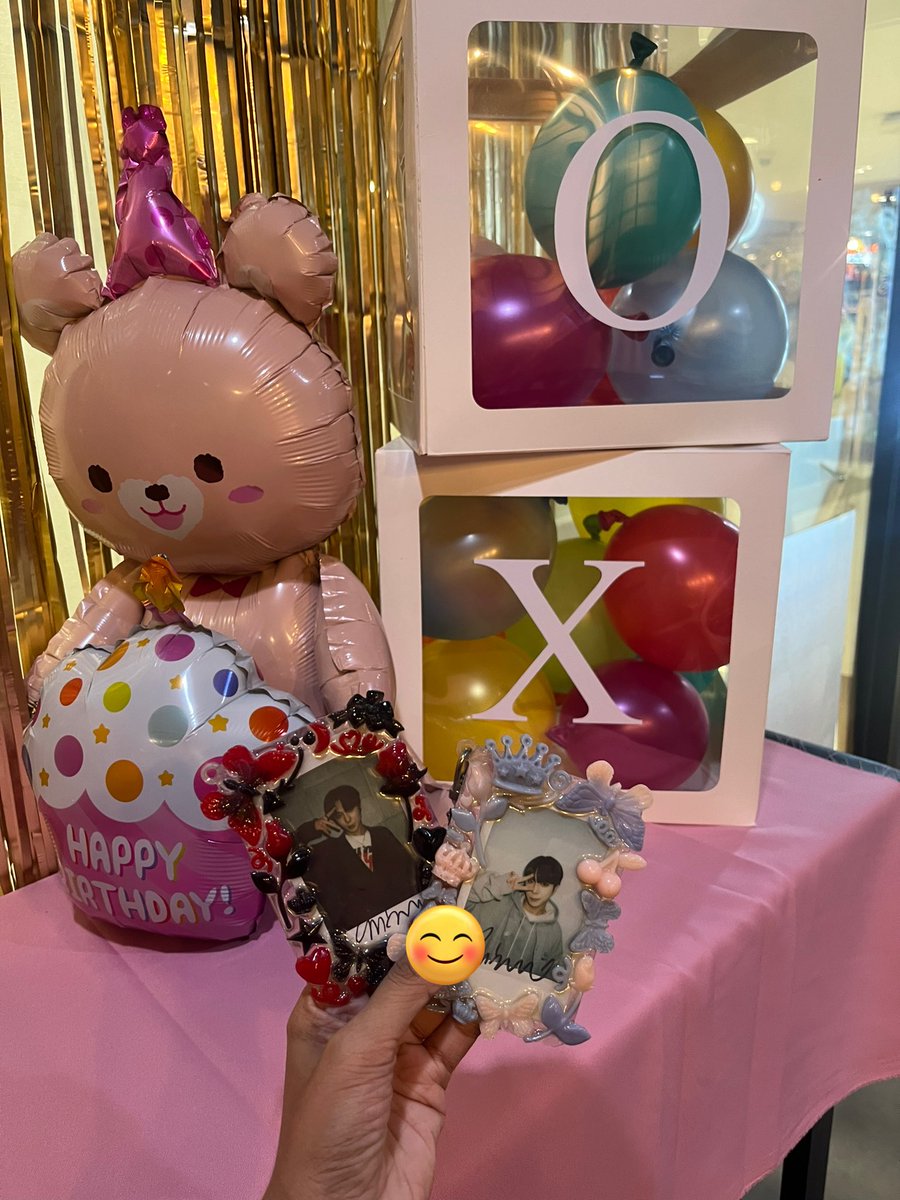 mp_omegax's tweet image. OMEGA X 3rd Debut Anniversary 
in Thailand 🇹🇭 
(4)

Day2

#Lets_Play_With_OX
#OMEGA_X_3rd_Debut_Anniversary
#OMEGA_X