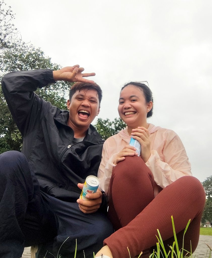 darth_kj's tweet photo. @vybyng Lakaw, dagan para sa Dole pineapple can 😂

Weekend with my fave person, @vybyng 🫶 | 06.30.24 https://t.co/uKcuHxJKk8